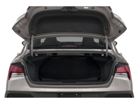 Used 2025 Hyundai Elantra SEL image 13