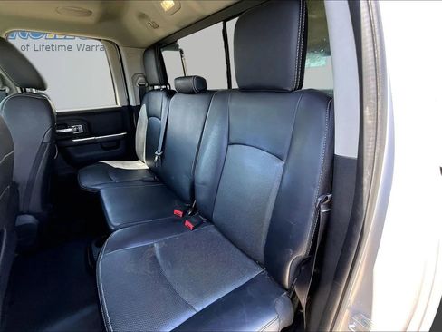 Used 2017 RAM 1500 Laramie AWD/4WD image 28