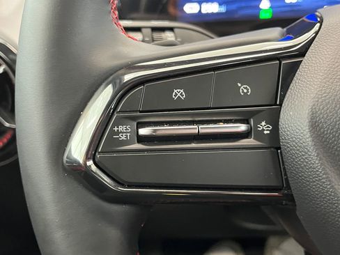 Certified 2024 Chevrolet Equinox EV RS image 22