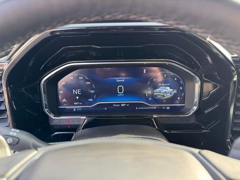 Certified 2023 Chevrolet Silverado 1500 LTZ w/ Z71 Off-Road Package image 17