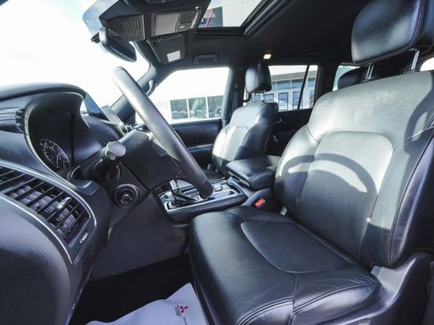 Used 2023 Nissan Armada SL w/ Midnight Edition Package image 33