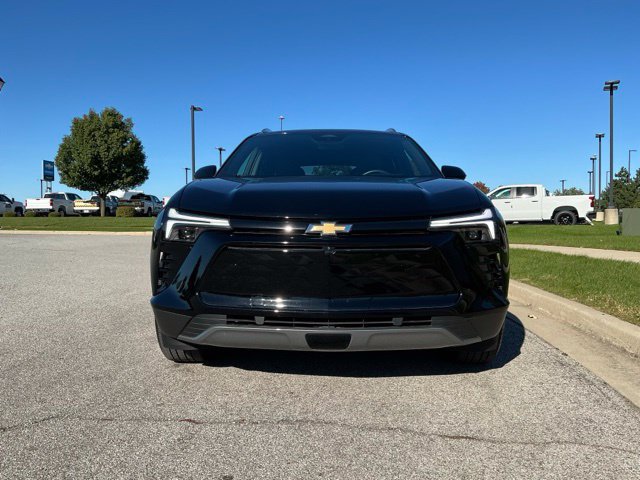 Used 2024 Chevrolet Blazer EV LT AWD/4WD image 8