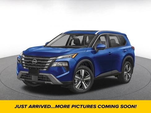 Used 2026 Nissan Rogue SL FWD image 1