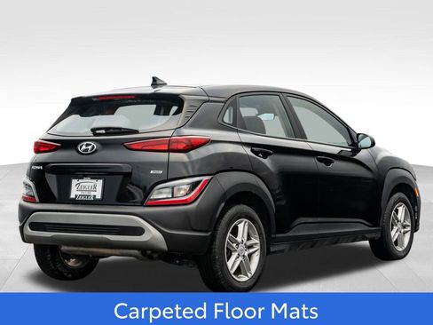 Used 2022 Hyundai Kona SE image 7