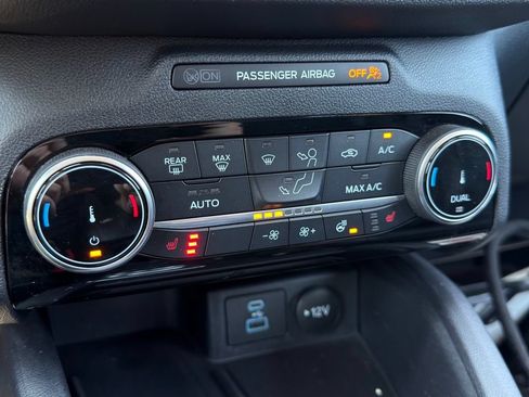 Used 2022 Ford Escape SEL w/ SEL Stealth AWD Package image 5