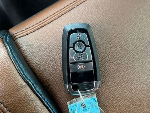 Used 2024 Ford Bronco Outer Banks AWD/4WD image 38
