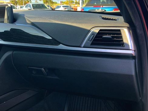 Used 2017 BMW 330i Sedan image 16