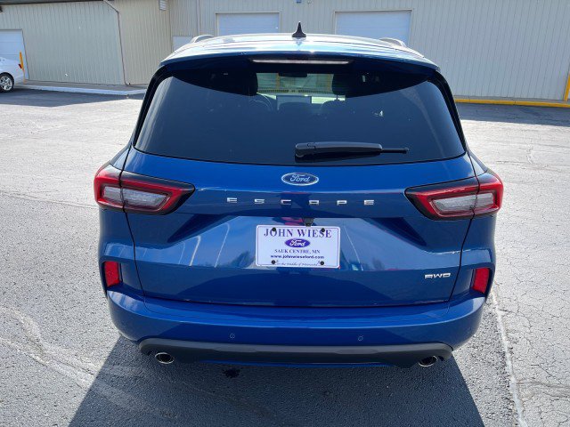 Used 2023 Ford Escape ST-Line Select w/ Tech Pack #2 AWD/4WD image 4