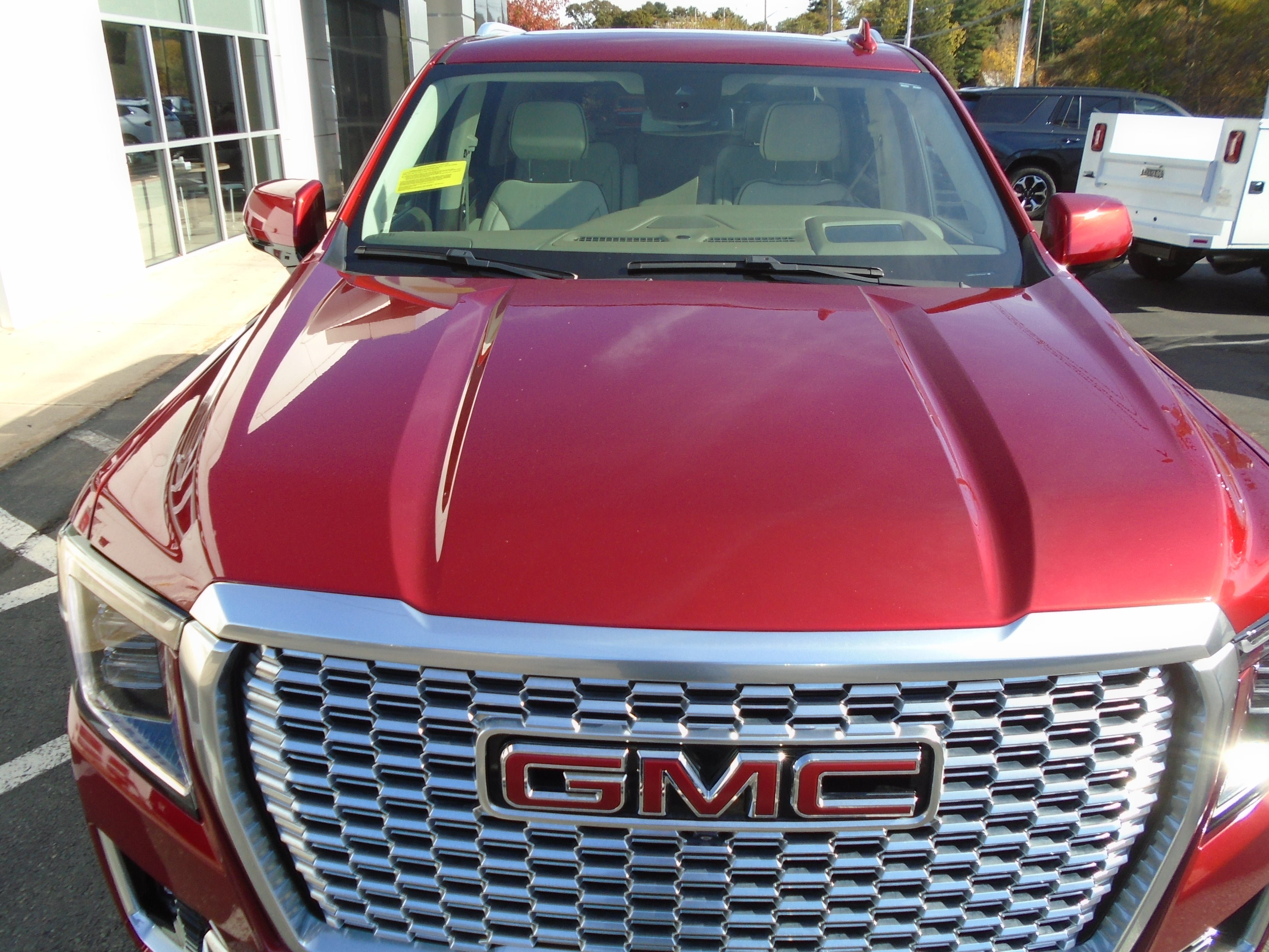 Used 2023 GMC Yukon Denali AWD/4WD image 12