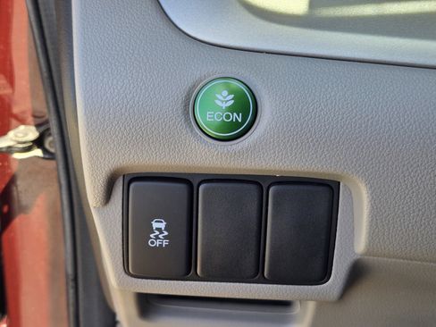 Used 2013 Honda CR-V LX image 26