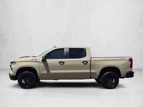 Used 2022 Chevrolet Silverado 1500 LT Trail Boss w/ LT Trail Boss Premium Package AWD/4WD image 8