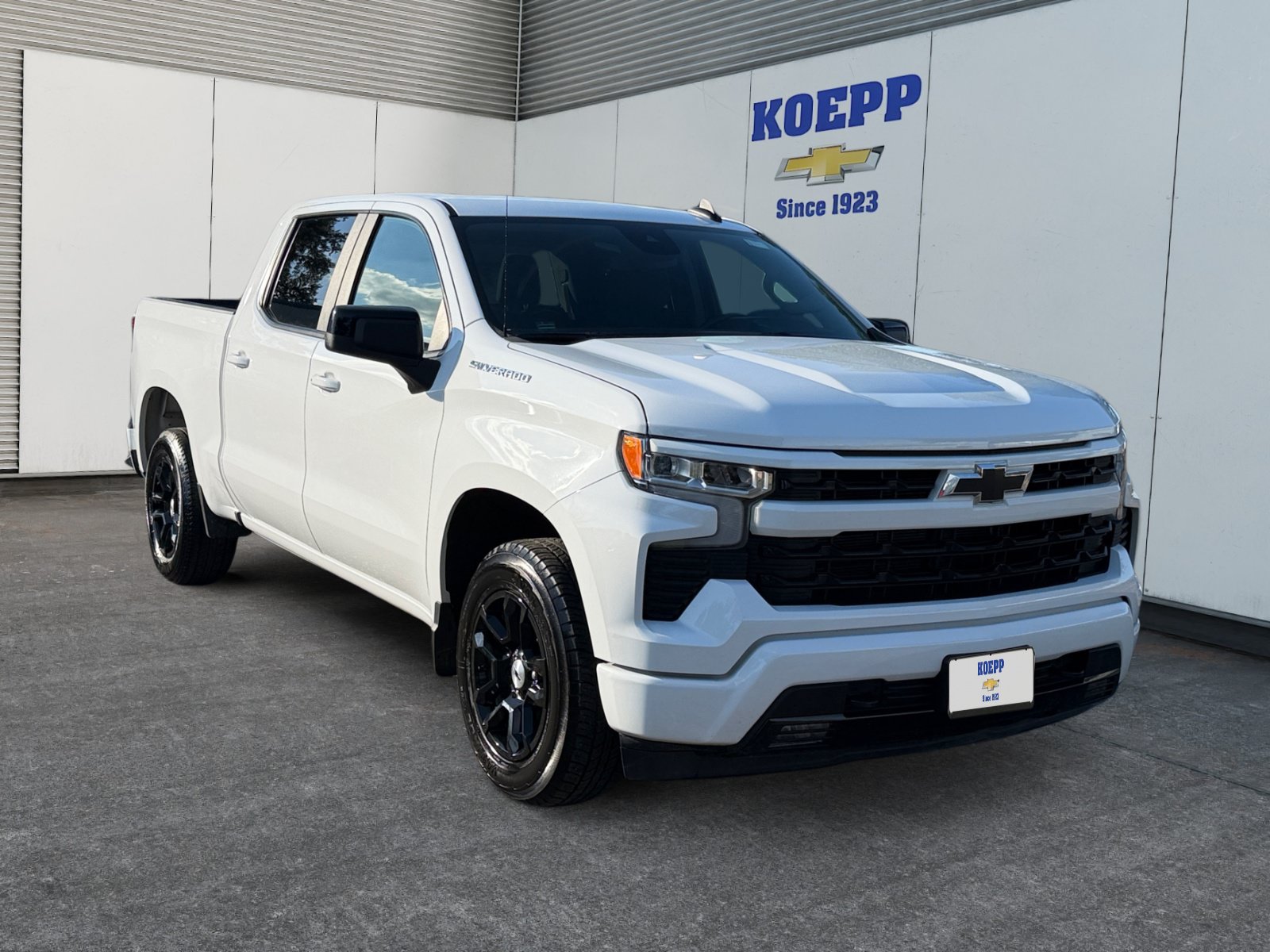 Used 2026 Chevrolet Silverado 1500 RST RWD image 7