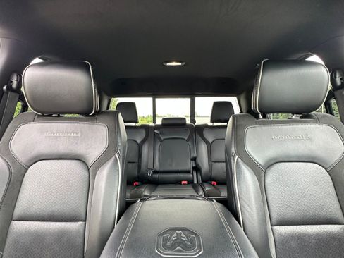 Used 2021 RAM 1500 Laramie w/ Night Edition AWD/4WD image 25