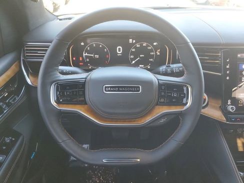 Used 2024 Jeep Grand Wagoneer Series III w/ HD Trailer Tow Package image 12