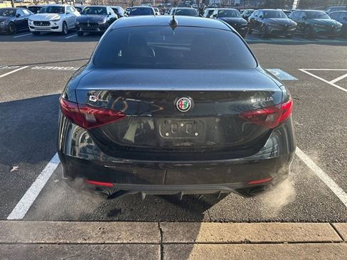 Used 2022 Alfa Romeo Giulia Veloce image 4