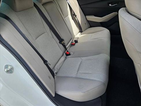 Used 2024 Honda Accord EX image 18
