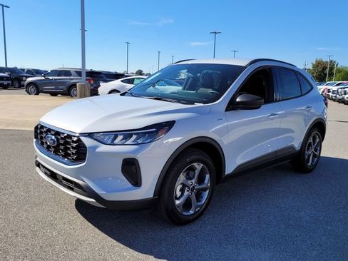 New 2026 Ford Escape ST-Line w/ Tech Pack #1 AWD/4WD image 3
