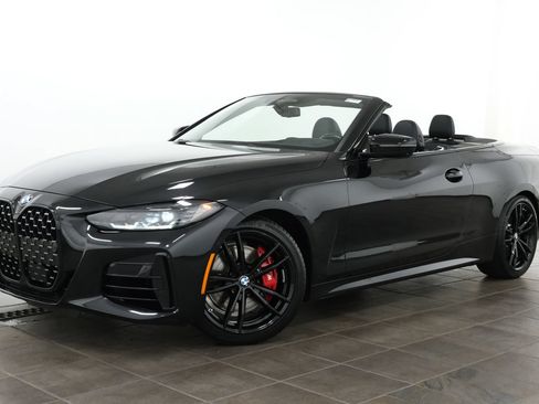 Used 2022 BMW M440i Convertible RWD image 1