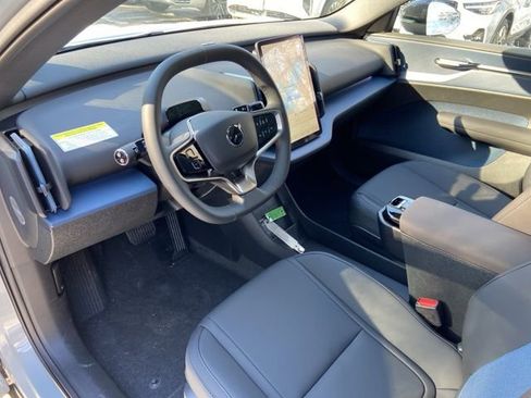 New 2026 Volvo EX30 Plus image 10