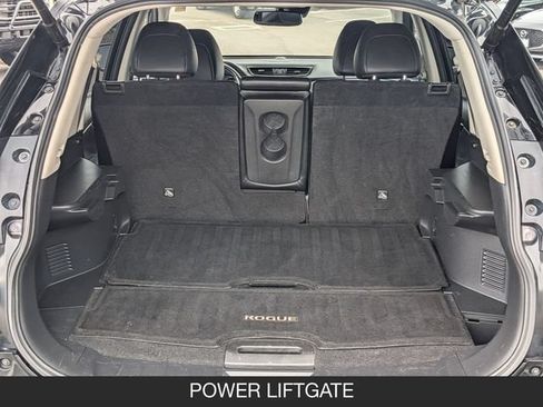 Used 2018 Nissan Rogue SL w/ Premium Package AWD/4WD image 10