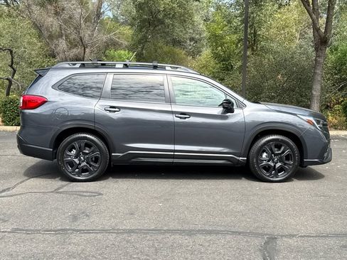 Used 2023 Subaru Ascent Onyx Edition Limited AWD/4WD image 4