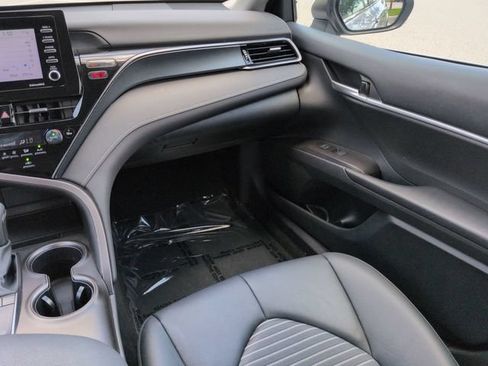 Certified 2023 Toyota Camry SE FWD image 16