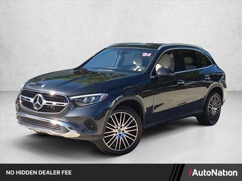Used 2024 Mercedes-Benz GLC 300 image 1
