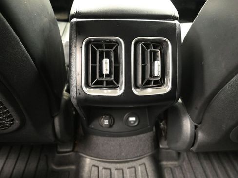 Certified 2023 Kia Sorento S image 31