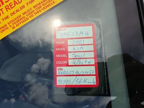 Certified 2021 Kia Soul LX FWD image 9