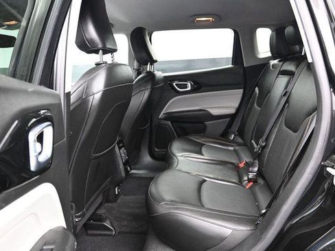 Certified 2022 Jeep Compass Limited AWD/4WD image 25