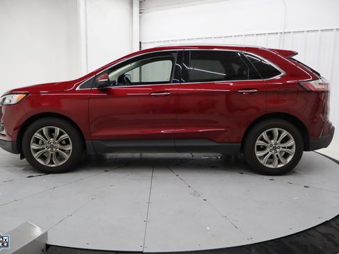 Used 2019 Ford Edge Titanium image 9
