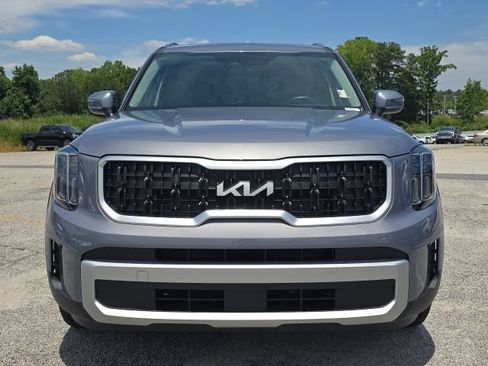 Used 2025 Kia Telluride EX w/ EX Captain's Chair Package FWD image 8