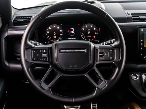 Used 2024 Land Rover Defender 110 X image 18