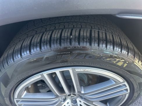 Used 2024 Mercedes-Benz GLS 450 4MATIC image 37