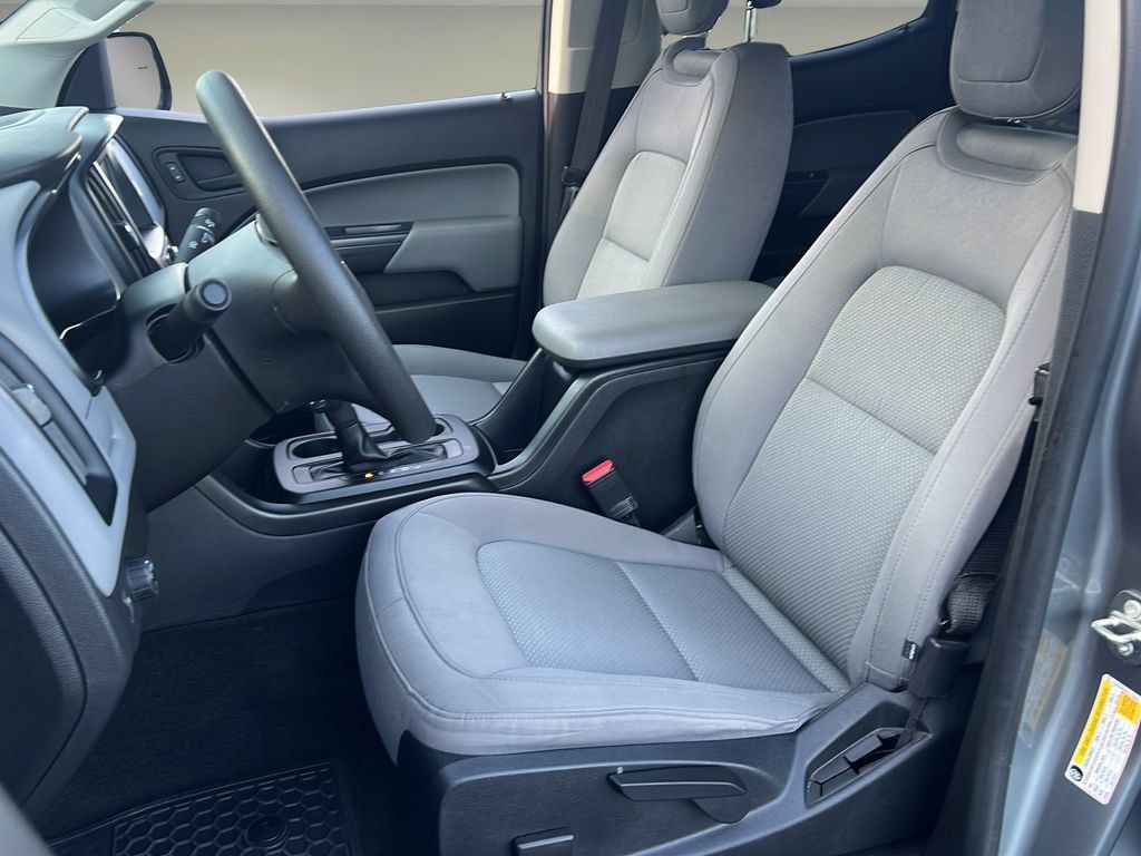 Used 2018 Chevrolet Colorado W/T RWD image 11