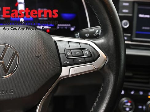 Used 2024 Volkswagen Jetta SE FWD image 16