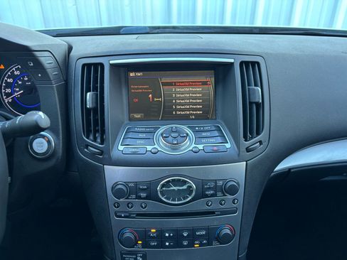 Used 2013 INFINITI G37 Journey w/ Premium Pkg image 22