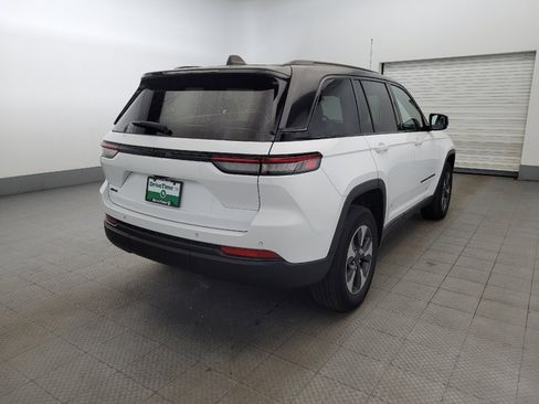 Used 2022 Jeep Grand Cherokee Limited 4xe image 9