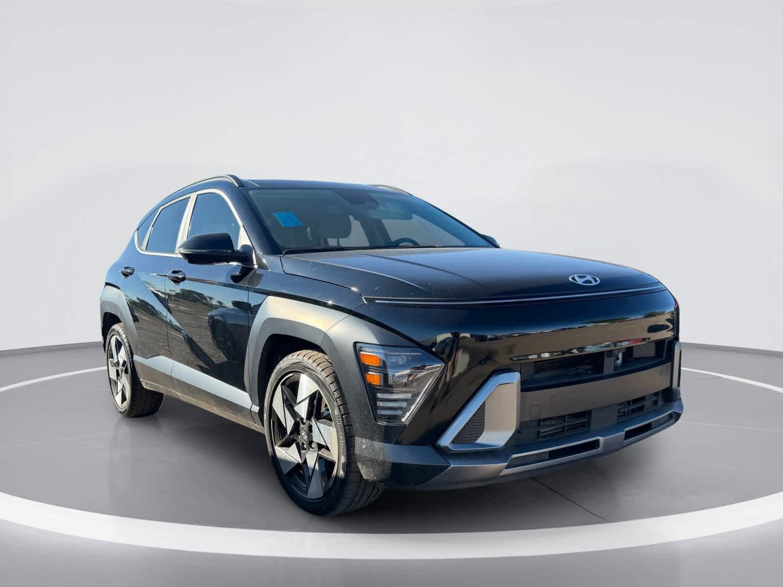 Used 2024 Hyundai Kona Limited FWD image 7