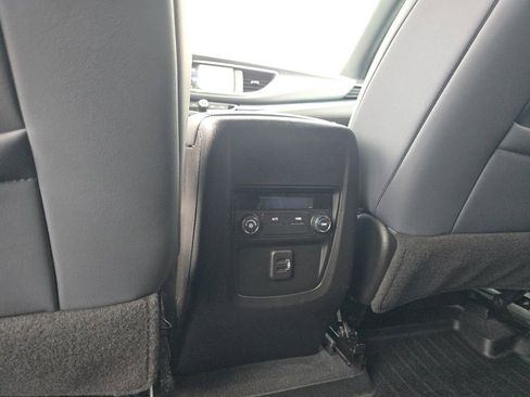 Used 2023 Buick Enclave Essence w/ LPO, Touring Package image 26