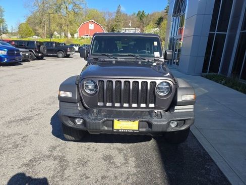 Certified 2022 Jeep Wrangler Unlimited Sport AWD/4WD image 2
