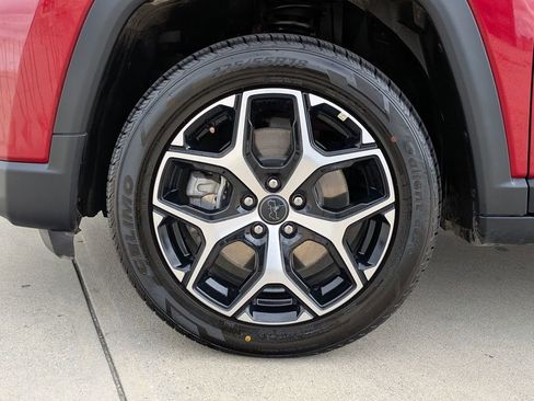 Used 2025 Jeep Compass Limited AWD/4WD image 31