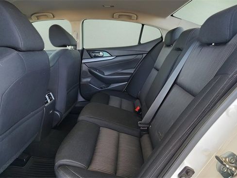 Used 2018 Nissan Maxima 3.5 S image 16