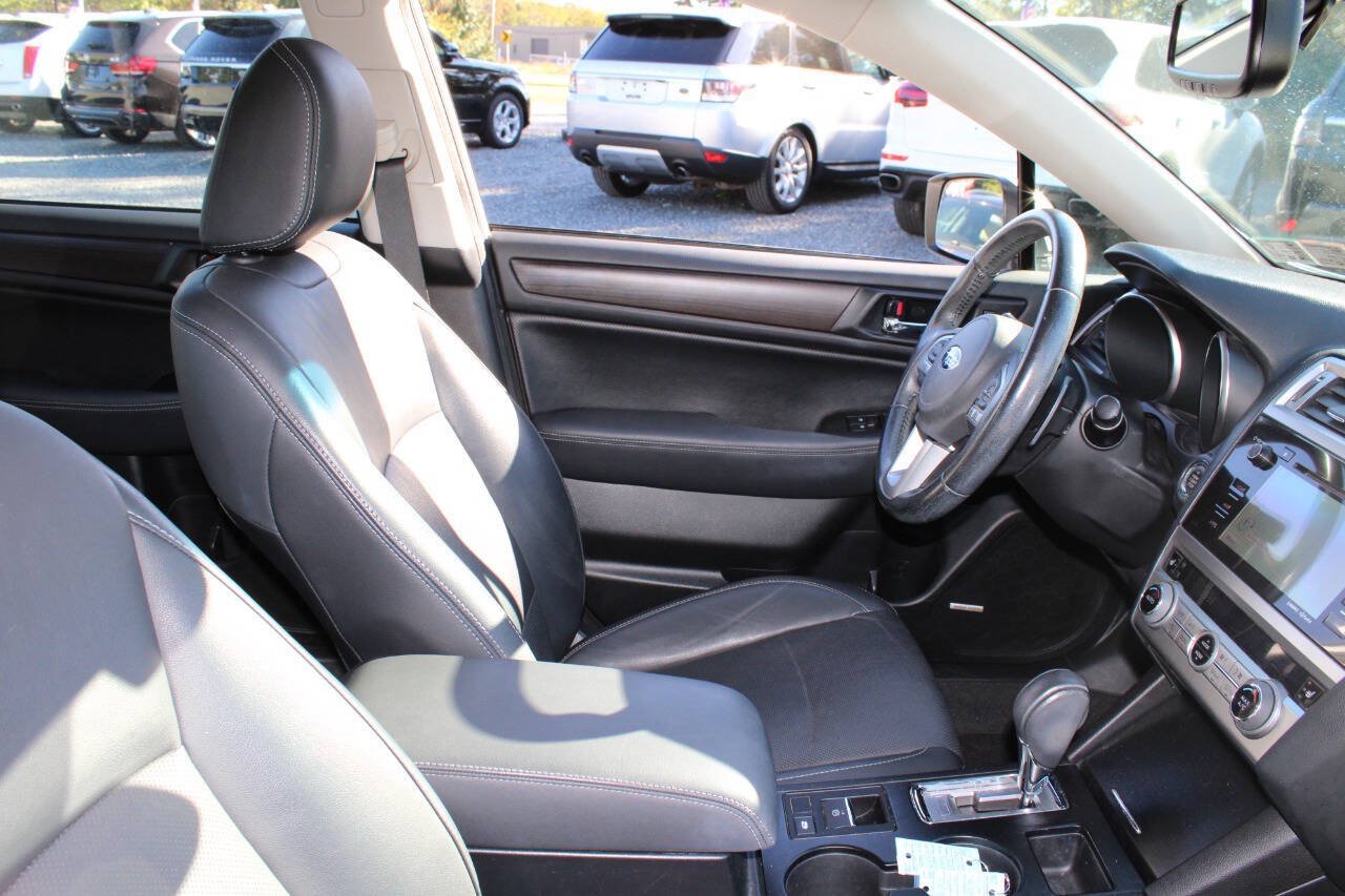 Used 2016 Subaru Legacy 2.5i Limited AWD/4WD image 11