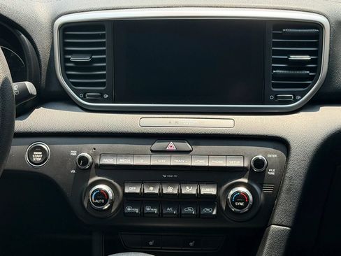 Used 2022 Kia Sportage LX w/ LX AWD Value Edition Package image 15