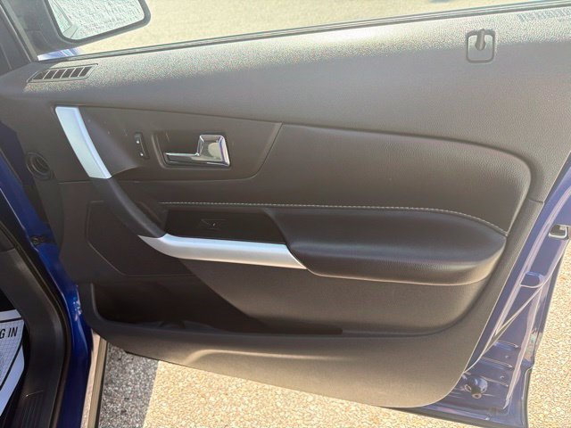 Used 2013 Ford Edge SE FWD image 18