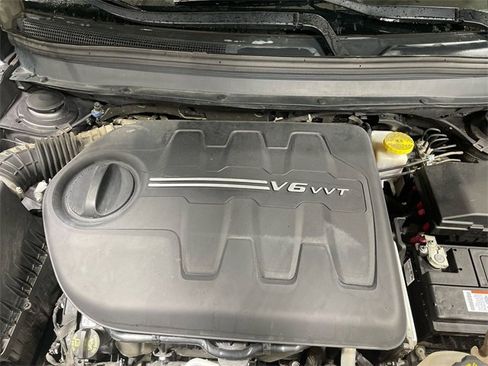 Certified 2019 Jeep Cherokee Trailhawk image 24