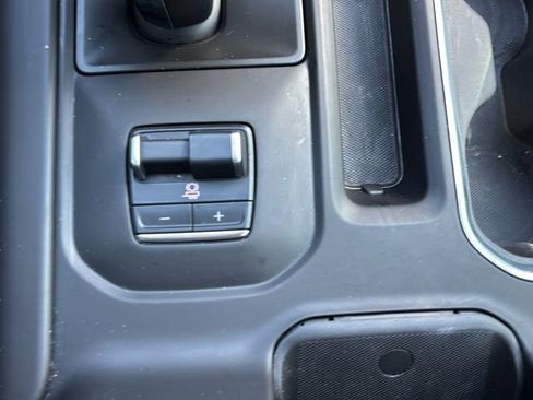 Used 2024 GMC Sierra 1500 Denali Ultimate image 31