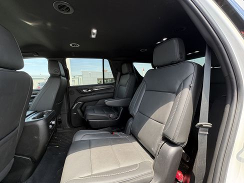 Used 2024 GMC Yukon Denali AWD/4WD image 6