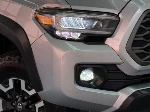 Used 2023 Toyota Tacoma TRD Off-Road image 10